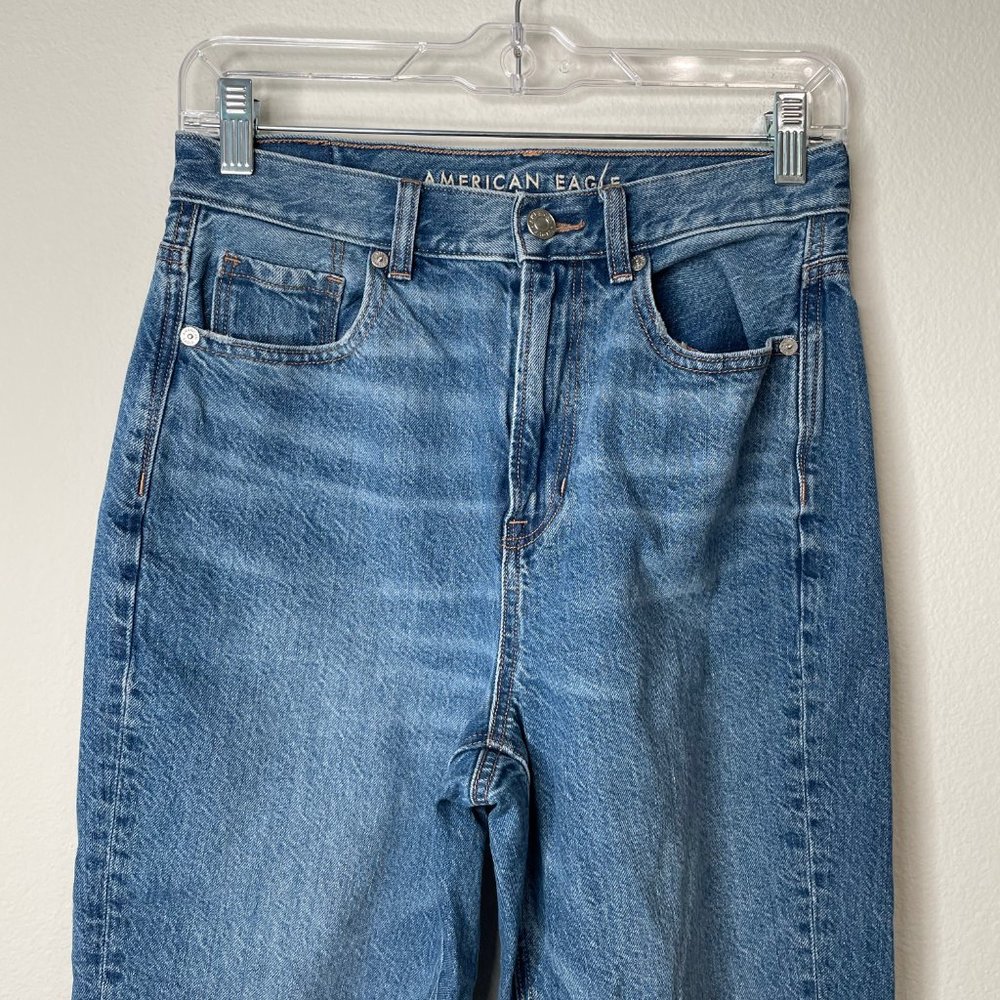 American Eagle Highest Rise Mom Jeans Destroyed Destructed Medium Blue Wash - Picture 3 of 11